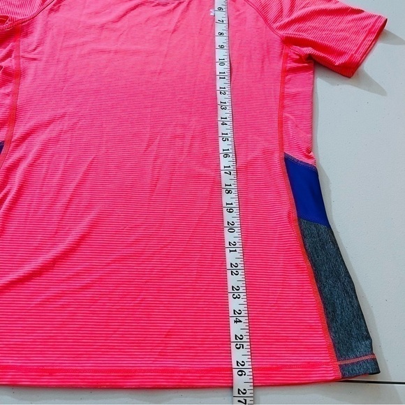 Under Armour Fitted HeatGear Short Sleeve Active Top Medium Pink/Blue - Picture 7 of 8